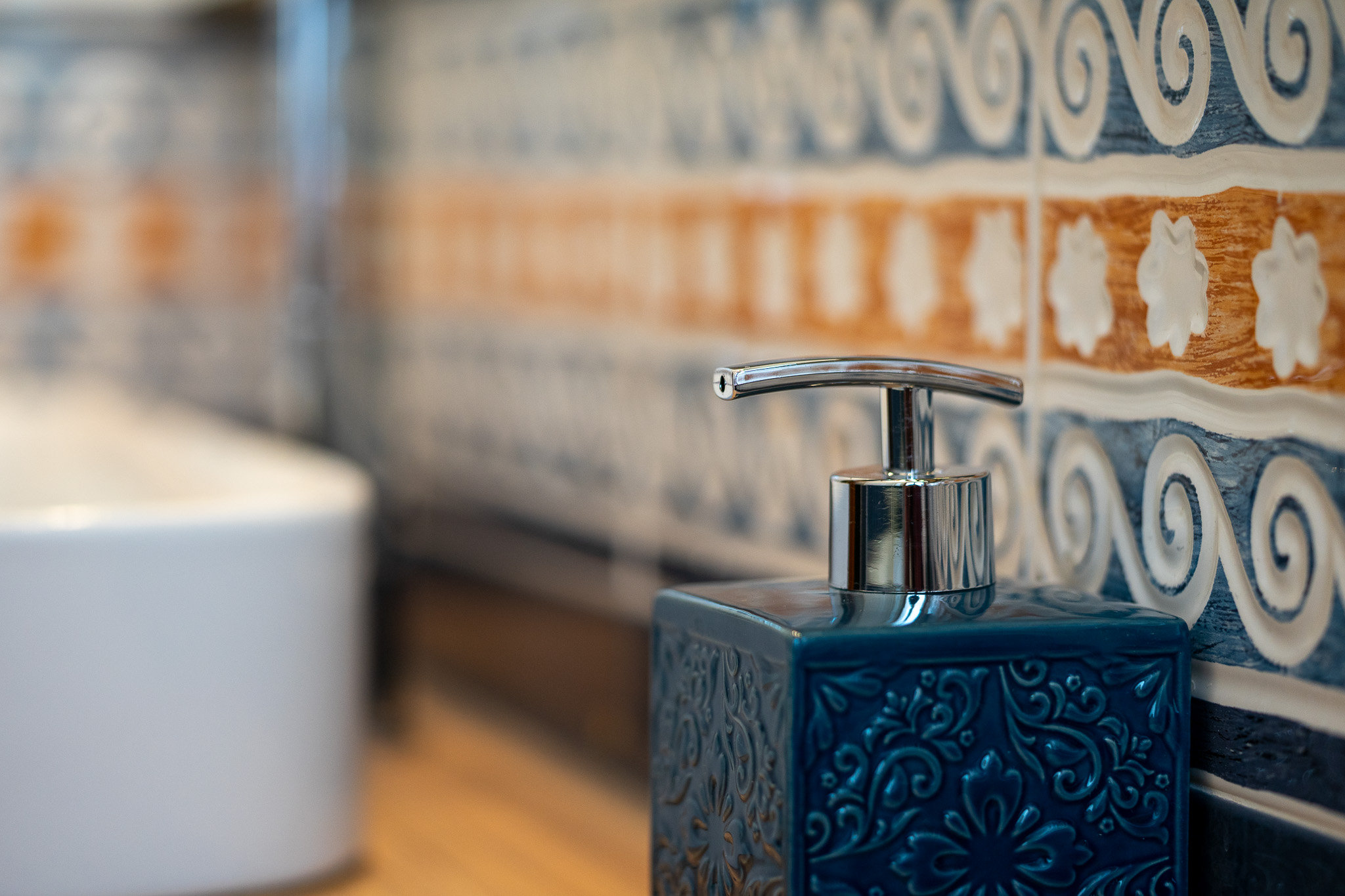 Artisan bathroom detail